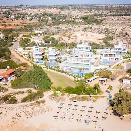 Palace Of Mediterranean Beachfront Βίλα